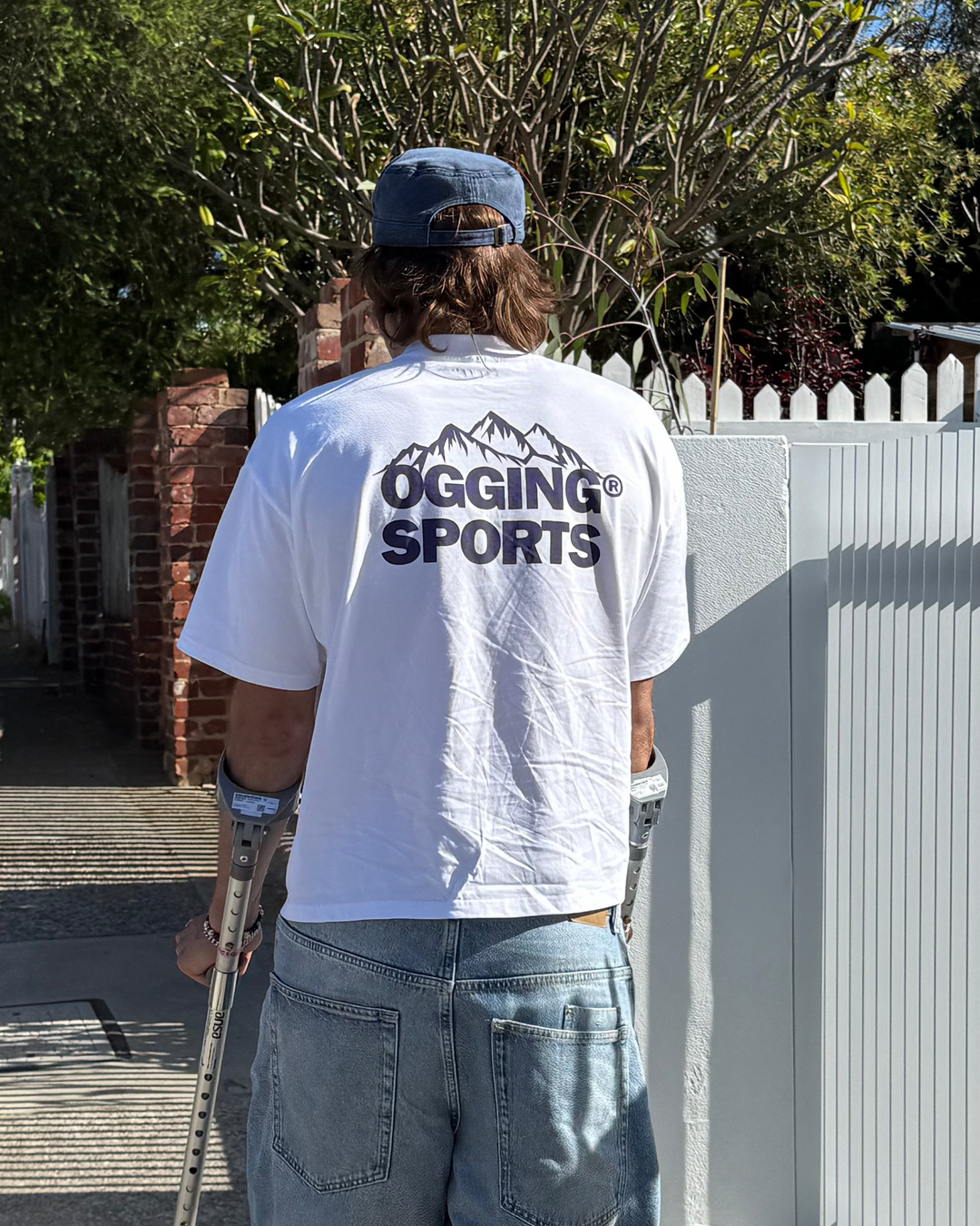 Ogging® Sports "Mountain" Box-Fit Cropped T-Shirt